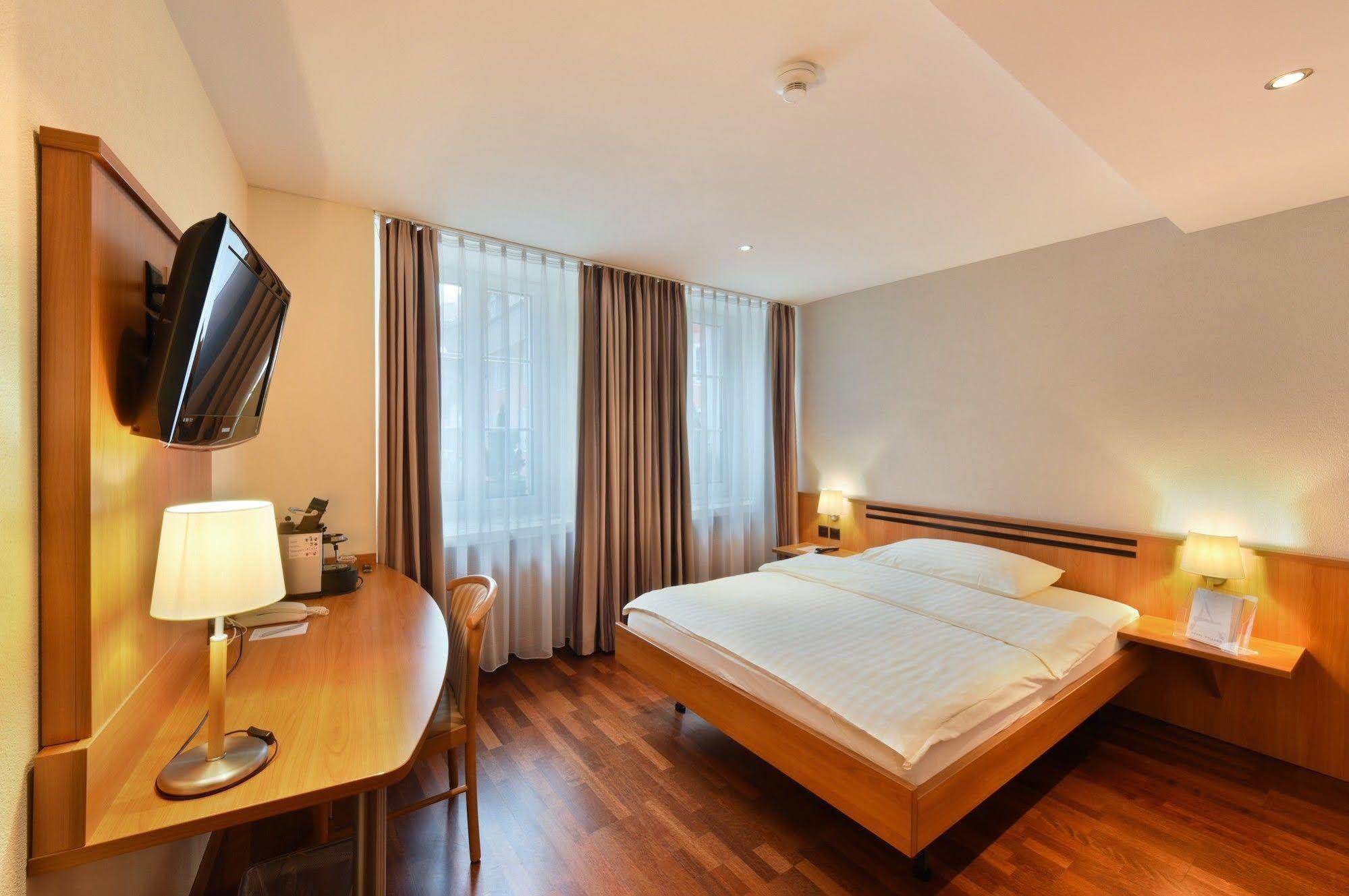 Apart Hotel Amadeo Zofingen Eksteriør bilde