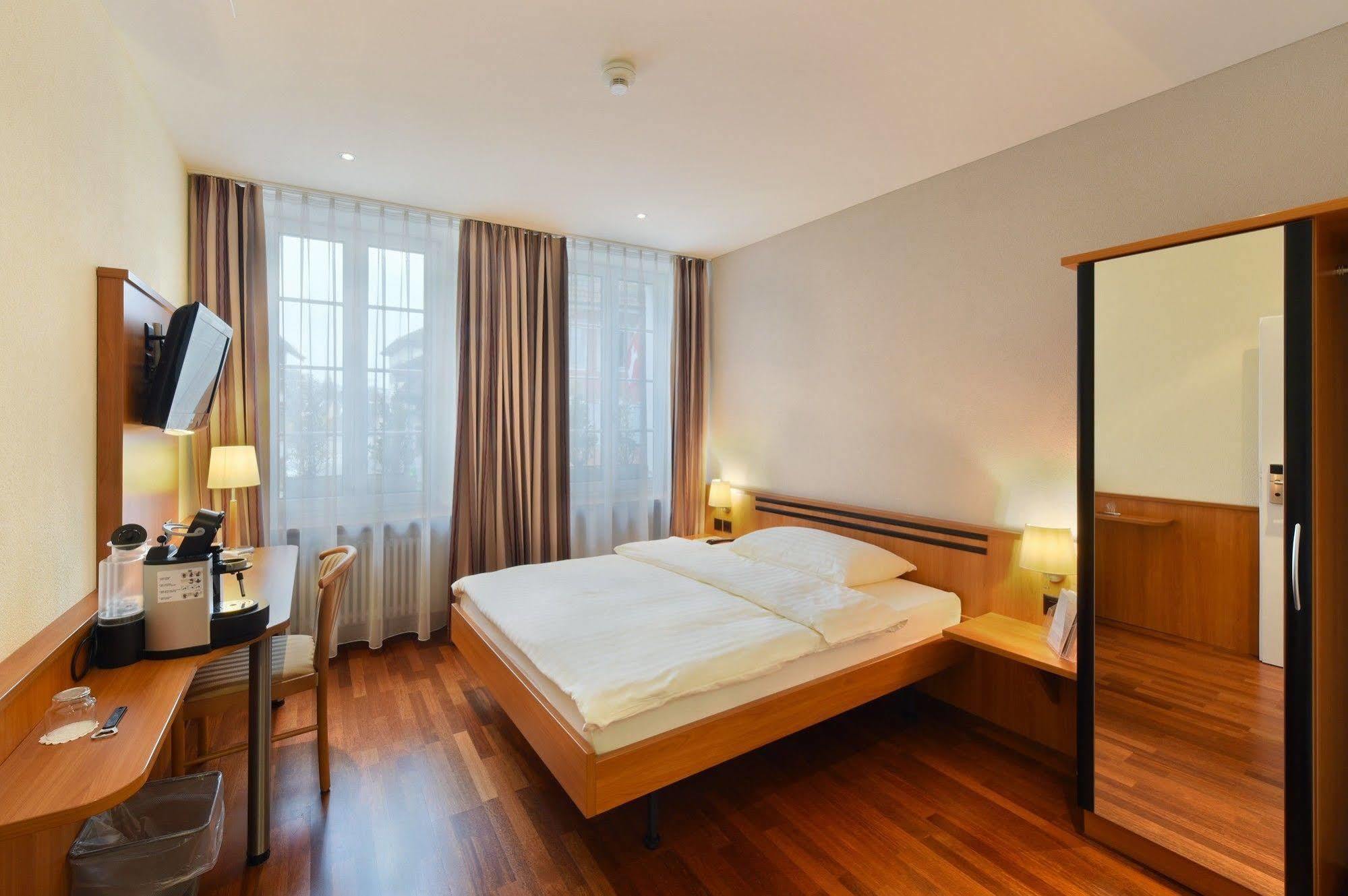 Apart Hotel Amadeo Zofingen Eksteriør bilde